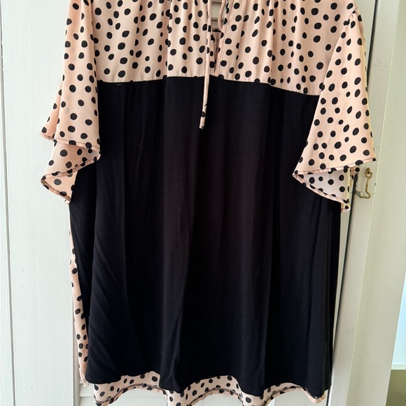 Short sleeve blouse - Picture 2 of 5
